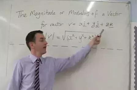 Fai attenzione a ogni parola dell'enunciato.