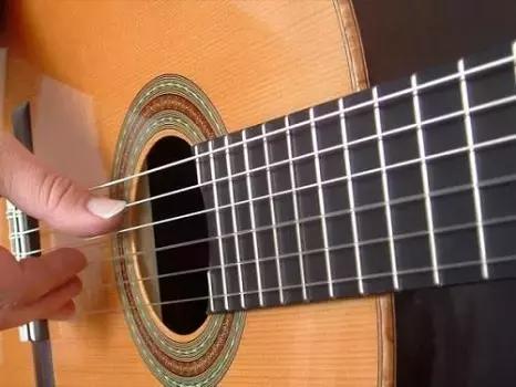 Una scelta consapevole quella di frequentare un corso di chitarra e quindi molto più motivante!