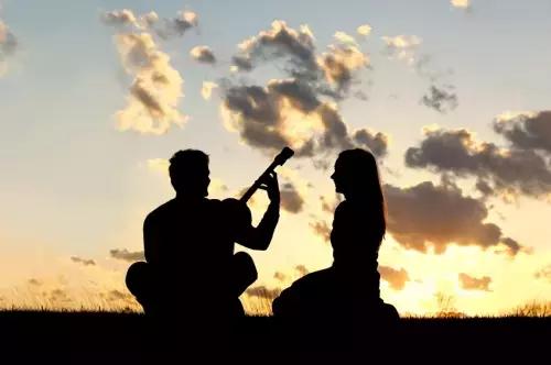 Saper improvvisare con la chitarra è come raccontare le tue emozioni