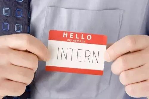 Un tirocinio all'estero circondati da colleghi e datori di lavoro anglofoni è l'ideale per innalzare il tuo livello d'inglese.