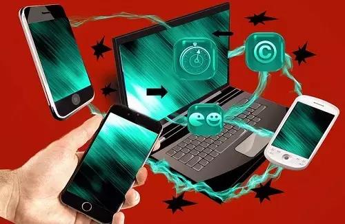 Molti portali mettono in relazione studenti e professori privati per la condivisione delle conoscenze e delle necessità.