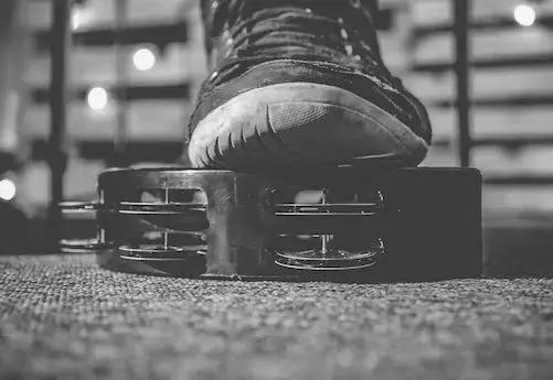 I pedali, come l'amplificatore o il sintetizzatore sono tutti accessori per chitarra che puoi negoziare con il venditore privato.