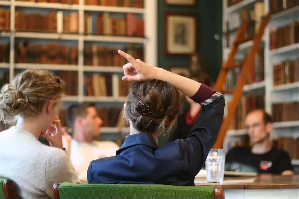 Molte variabili influenzano il costo di una lezione a domicilio.