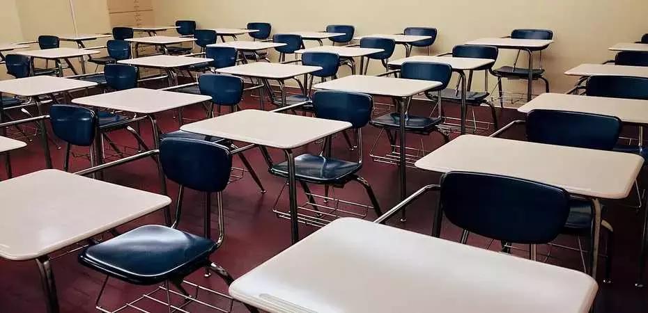 Il futuro pensionistico e lavorativo degli insegnanti è meno brillante, meglio correre ai ripari integrando il lavoro a scuola con le lezioni private.