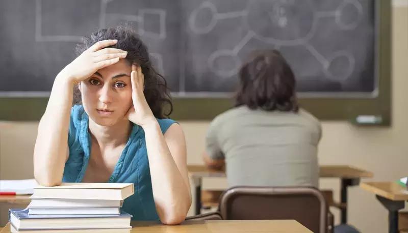 Record di insegnanti trasferiti nel 2017 e chi ne paga le spese sono gli alunni che non hanno continuità.