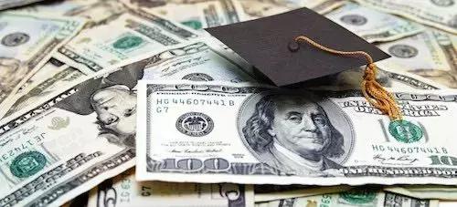 Il tuo guadagno come insegnante privato dipende dal tuo titolo di studi, la tua esperienza, la materia e il luogo in cui abiti.