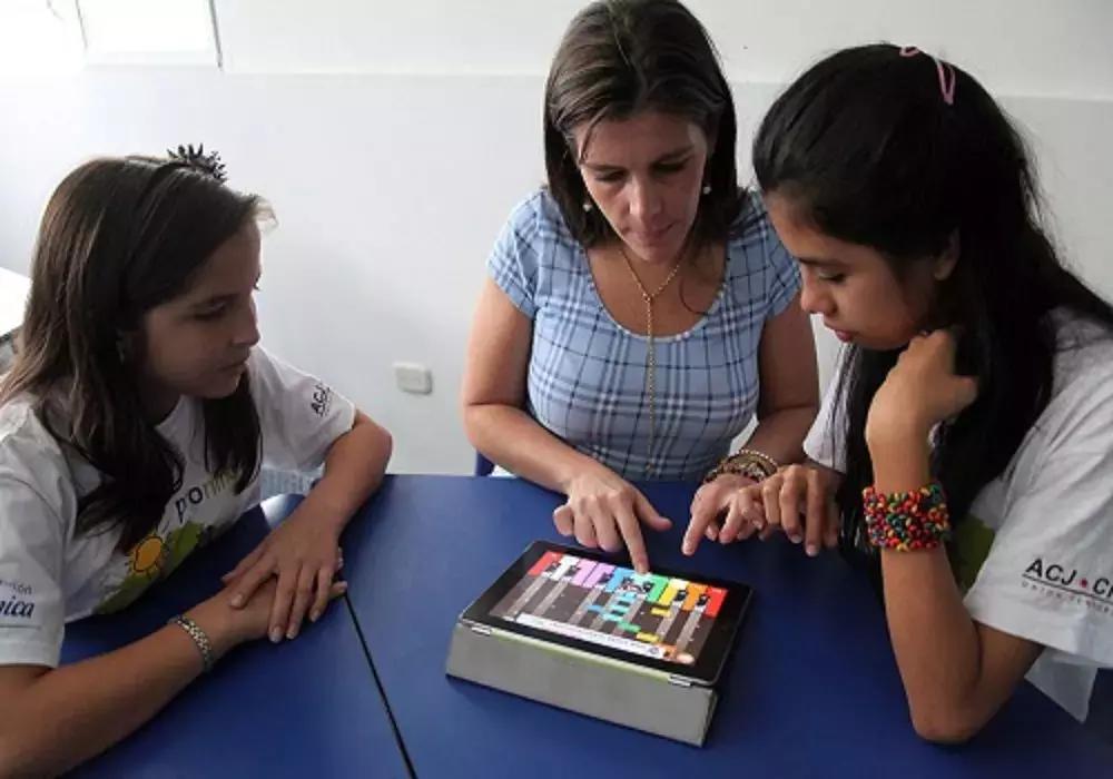 Grazie all'esperienza sviluppata in anni di contatti ravvicinati con i piccoli, lo psicologo dell'infanzia potrebbe essere una valida alternativa.