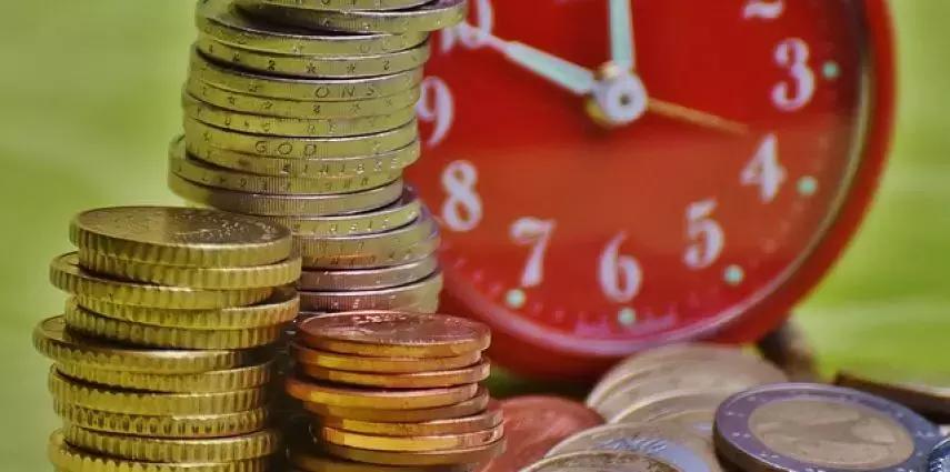 Un insegnante che offre lezioni a domicilio guadagna il doppio rispetto un docente della scuola. 