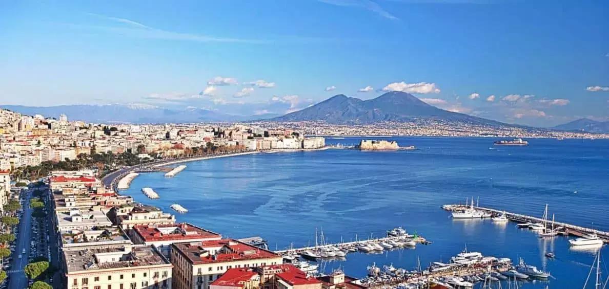 Un insegnante a domicilio ha buone probabilità di lavorare nel sostegno allo studio a Napoli.