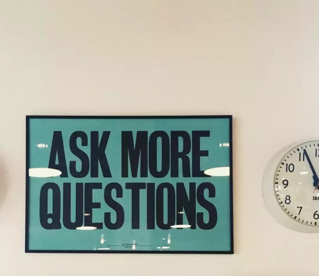 Se lavori regolarmente, hai degli obiettivi chiari e diversifichi i metodi d'apprendimento, puoi imparare l'inglese con 20 minuti al giorno.