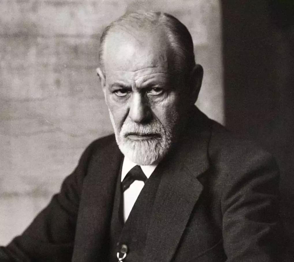 Il padre della psicoanalisi ha lasciato belle frasi in inglese che puoi citare.