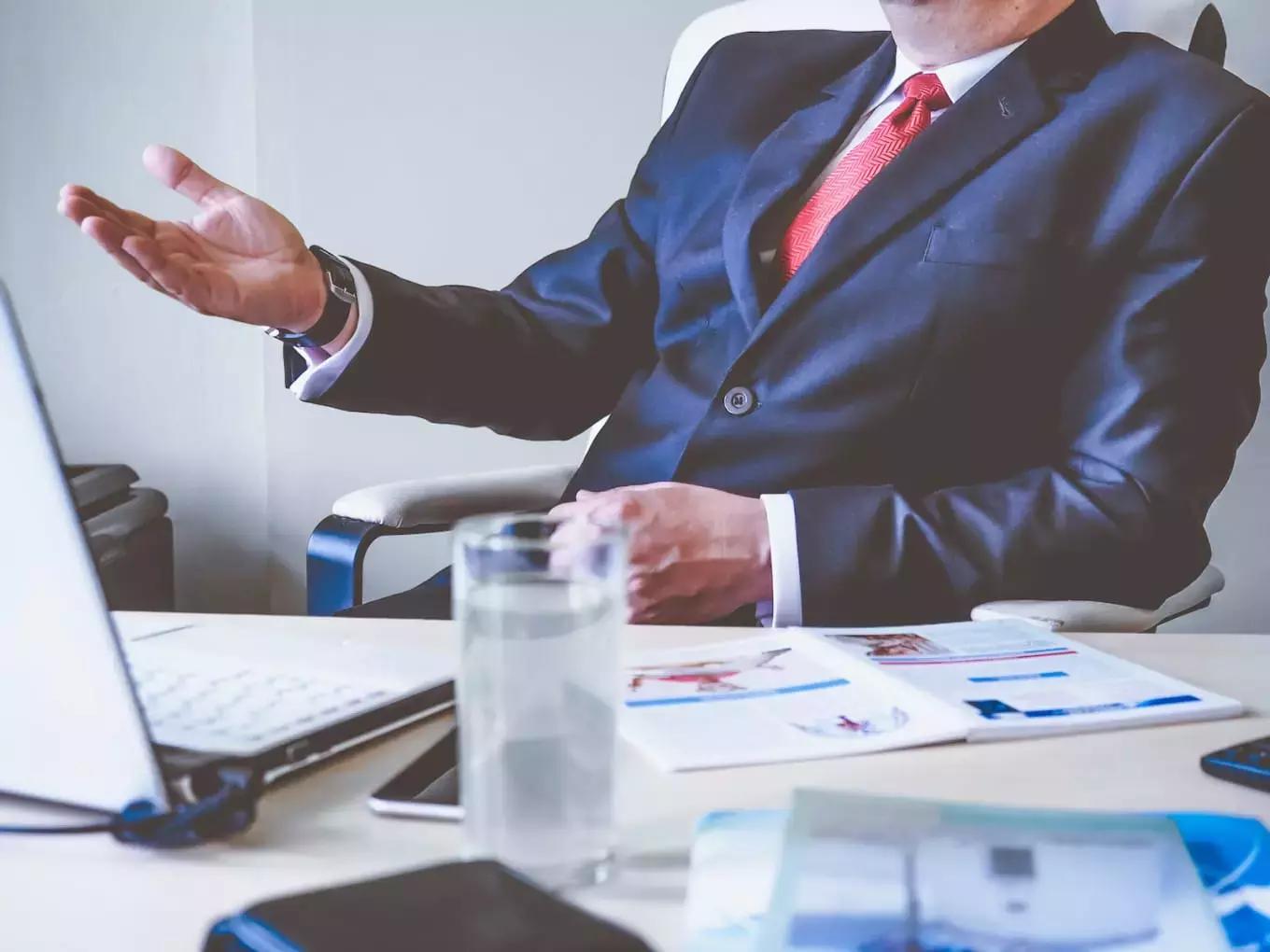 Agli studenti universitari si chiedono competenze specifiche nell'inglese degli affari.