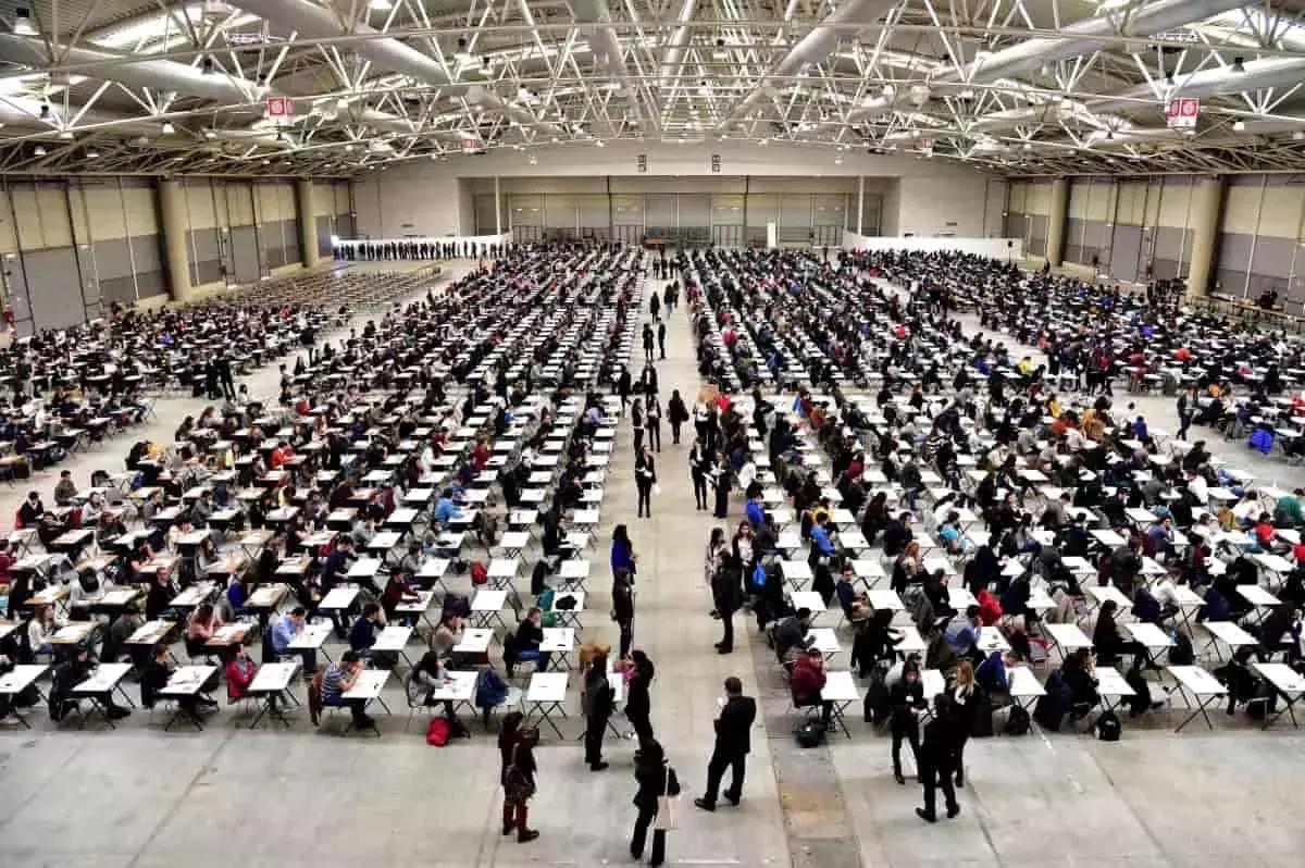 I test di ingresso per medicina sono molto difficili, e anche la sezione dell'inglese non è poi così scontata.