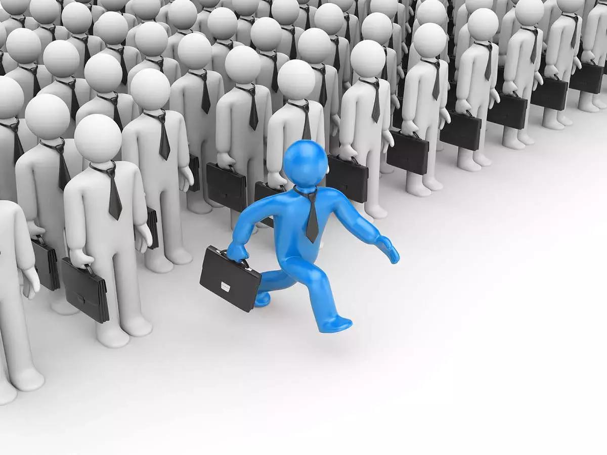 Un utilizzo impeccabile di sintassi ed ortografia, nonché di costruzione delle frasi, sono fondamentali per emergere e farsi notare.