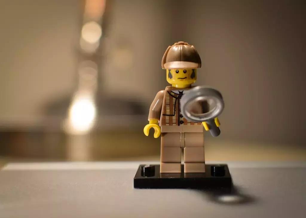 Con internet anche i bambini e i ragazzi possono trovare esercizi adatti a loro e migliorare il proprio francese.