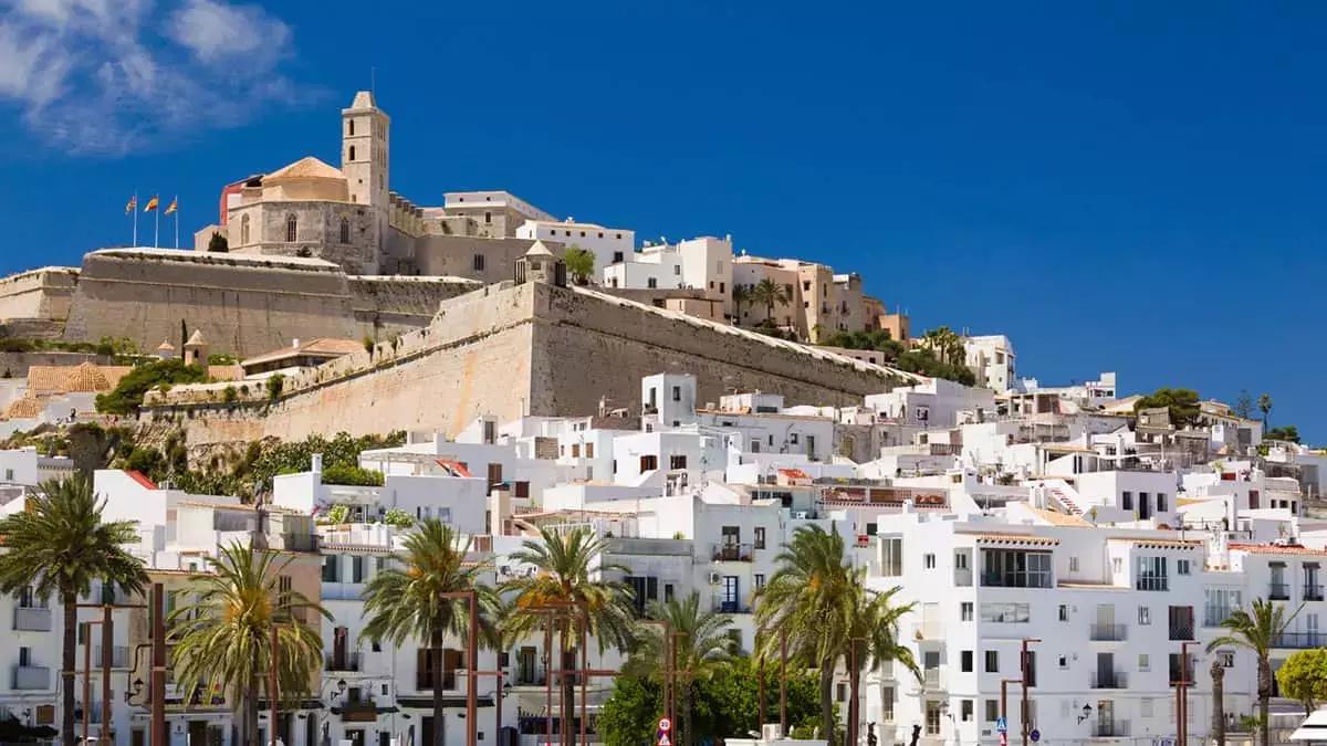 Quale sarà la destinazione migliore per imparare la lingua di Dalì?