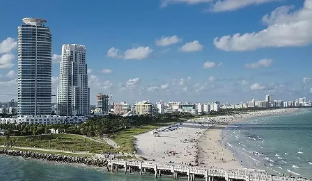 Lo spagnolo è parlato negli Stati Uniti soprattutto in alcune zone, tipo Miami e la Florida!