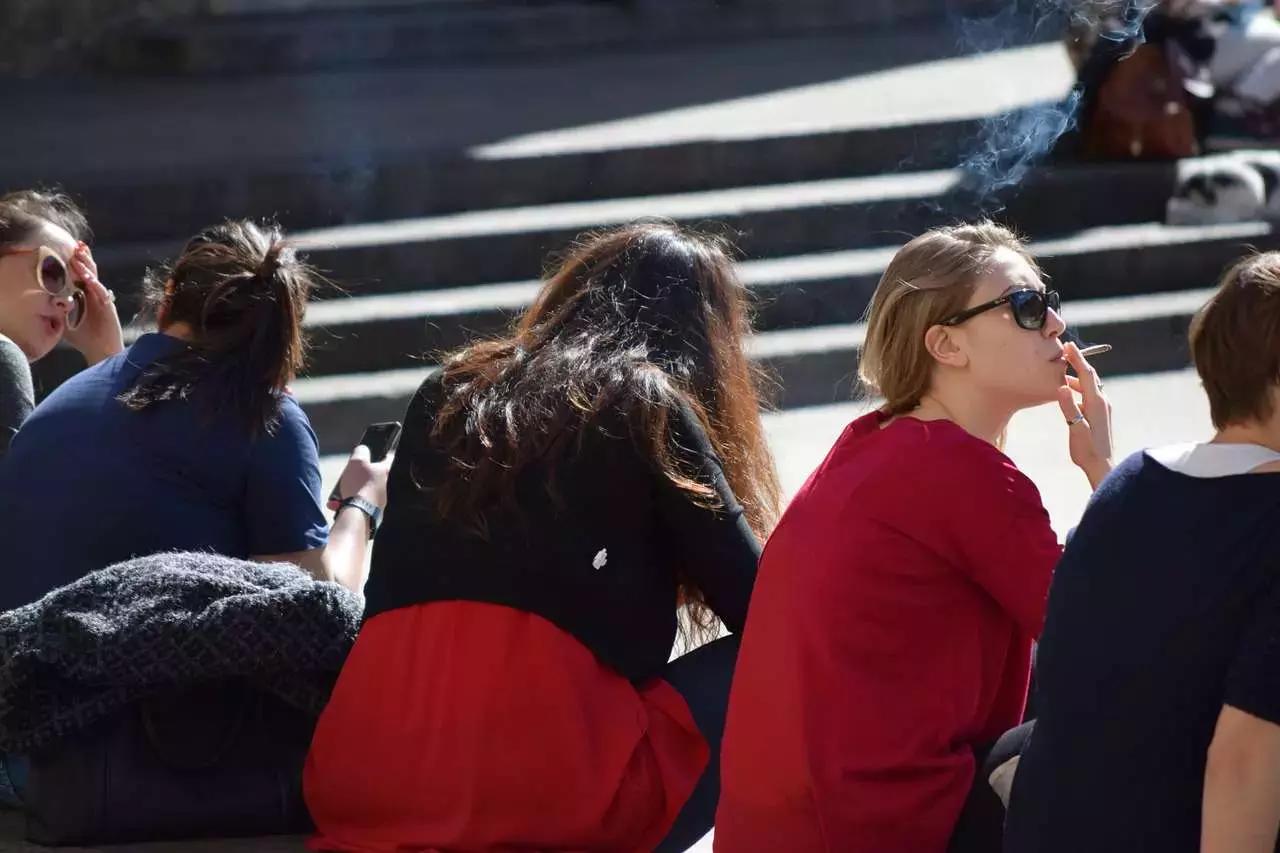 Si tratta per te di un ottimo modo per trovare in fretta dei clienti e avere delle garanzie lavorative.