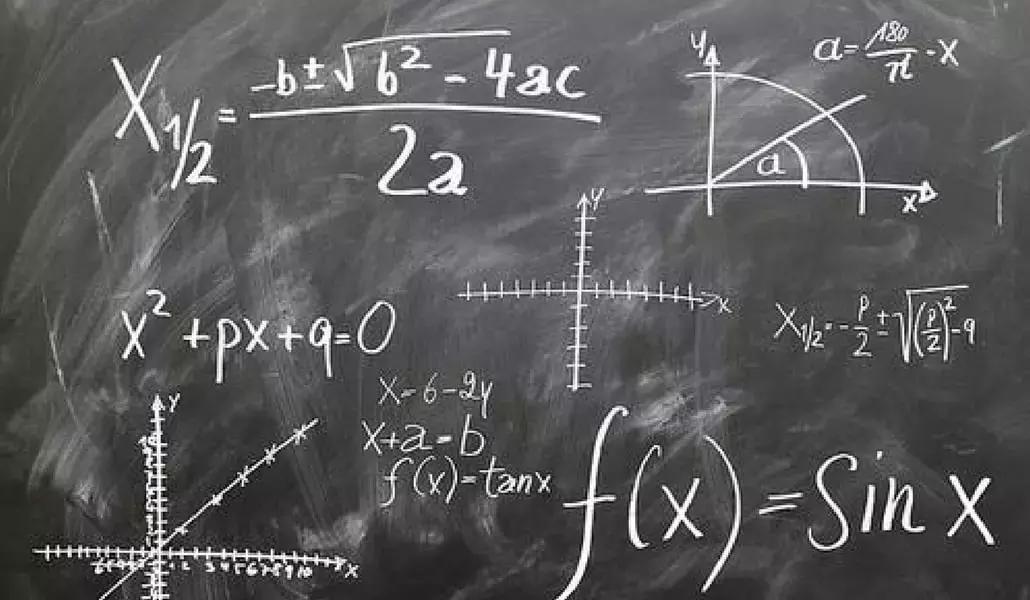 Cerca la soluzione più utile per colmare le lacune in matematica di tuo figlio!