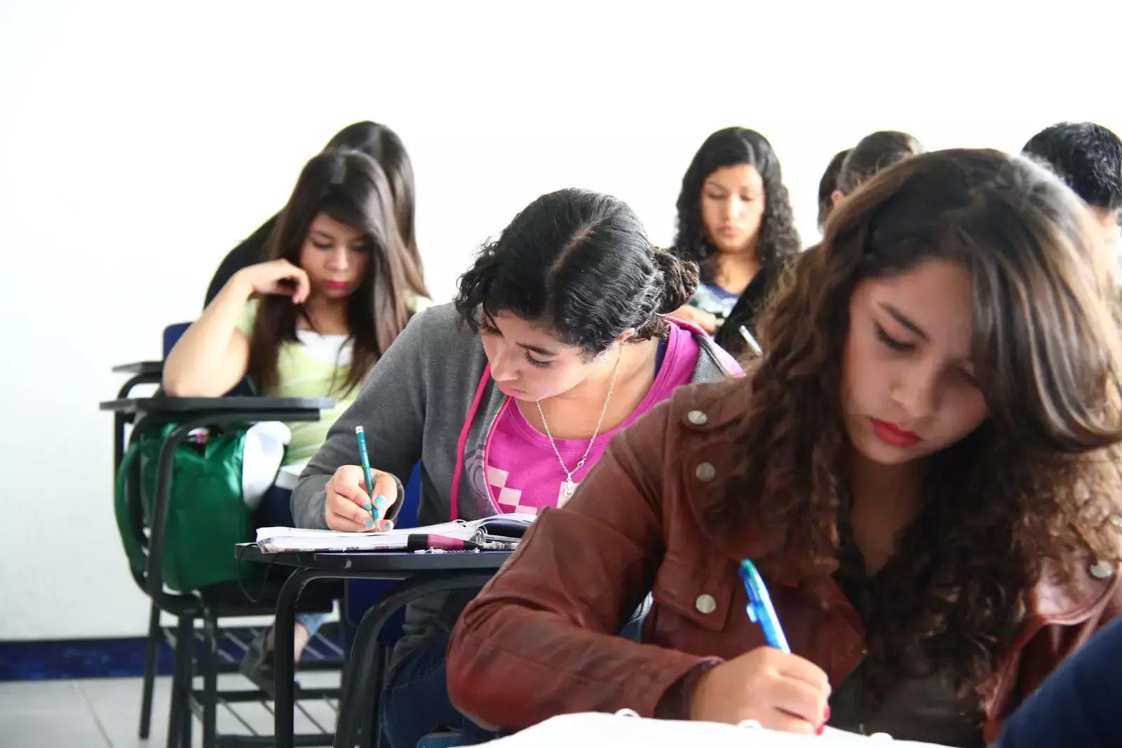 Con la quarta prova in spagnolo il diploma di maturità viene equiparato al bachillerato.