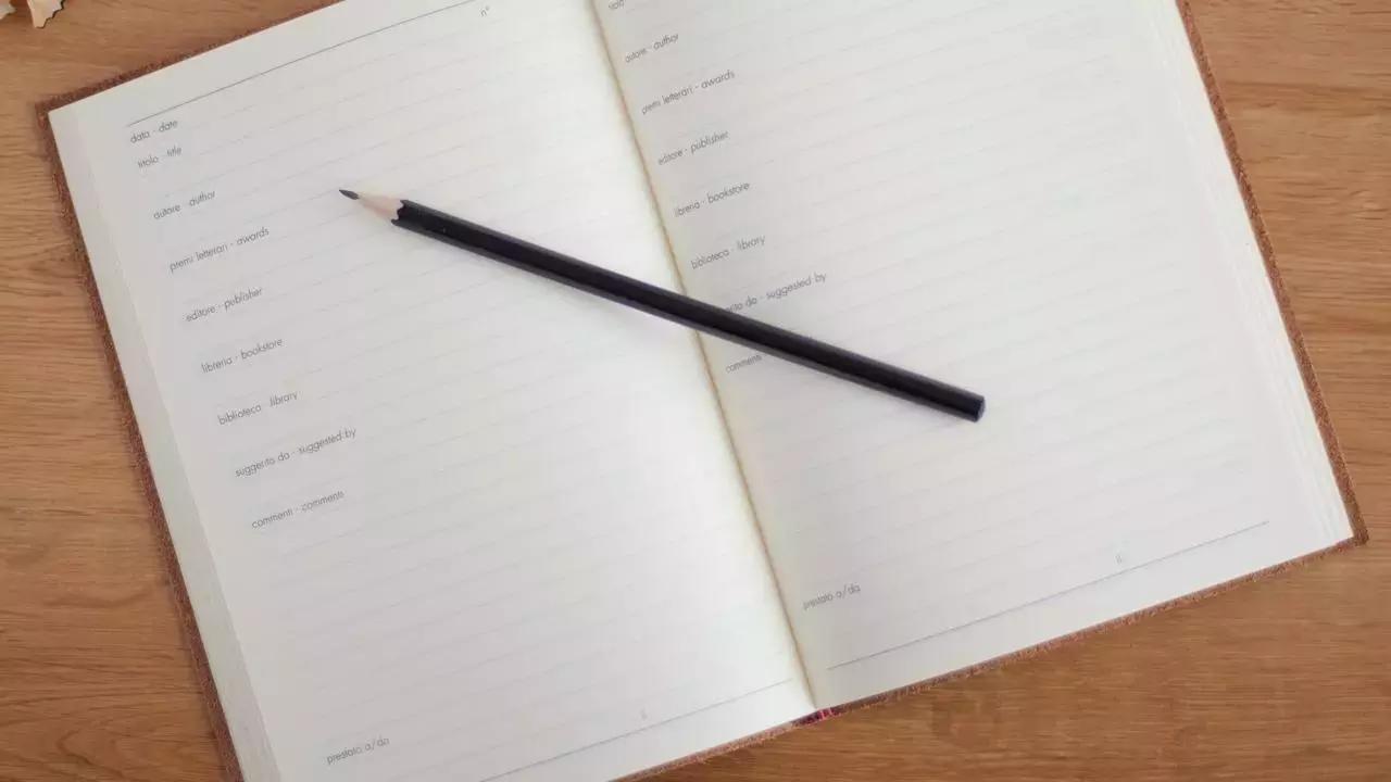 Un buon metodo di studio passa per una buona capacità di prendere appunti e riassumere i concetti chiave anche in spagnolo.