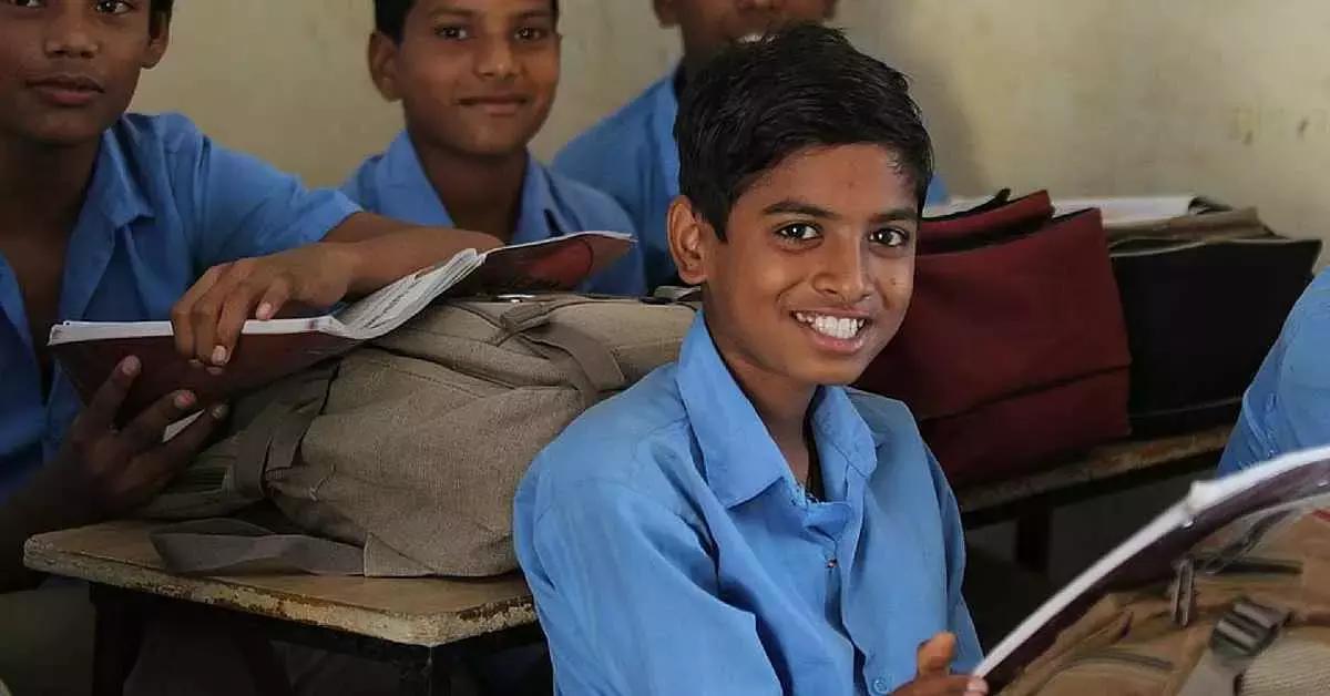 L'obiettivo primario di ogni insegnante privato è quello di condividere con passione le proprie competenze ai suoi alunni. La soddisfazione più grande è quella di vederli progredire poco a poco e colmare le proprie lacune.