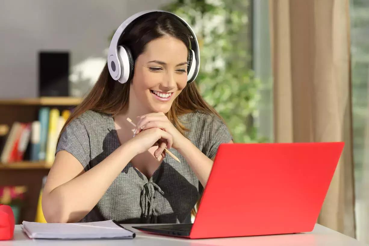 Le ripetizioni online sono la nuova frontiera del sostegno allo studio offerto da molti siti italiani e internazionali.