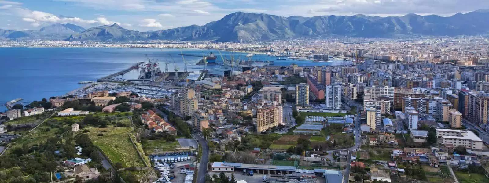 Se cerchi un corso di sostengo scolastico a Palermo puoi rivolgerti alle associazioni di quartiere, i centri studio e gli insegnanti privati che trovi su Superprof.