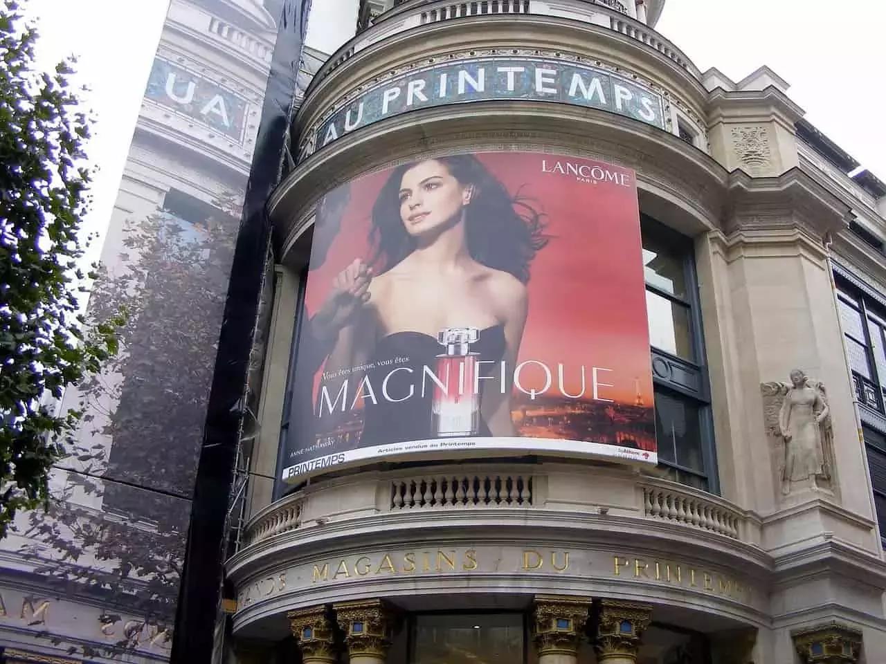 Visto che l'immagine della donna è tanto usata per promuovere i corsi di fitness, perché non avere delle palestre con personal trainer donne?