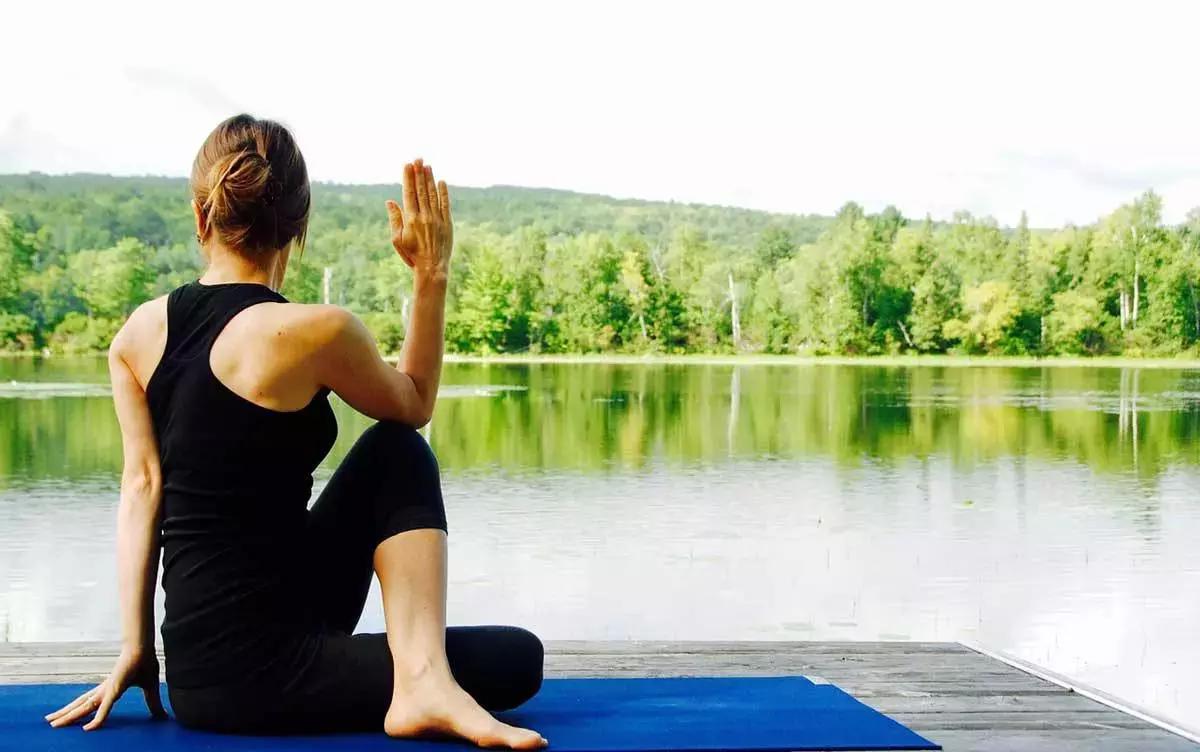 Per coloro che praticano sport è importante porre tutti le domande che possono chiarire dubbi importanti nell'approccio all'attività fisica. Ad esempio, è bene che sappiano se fare o meno stretching prima della lezione!