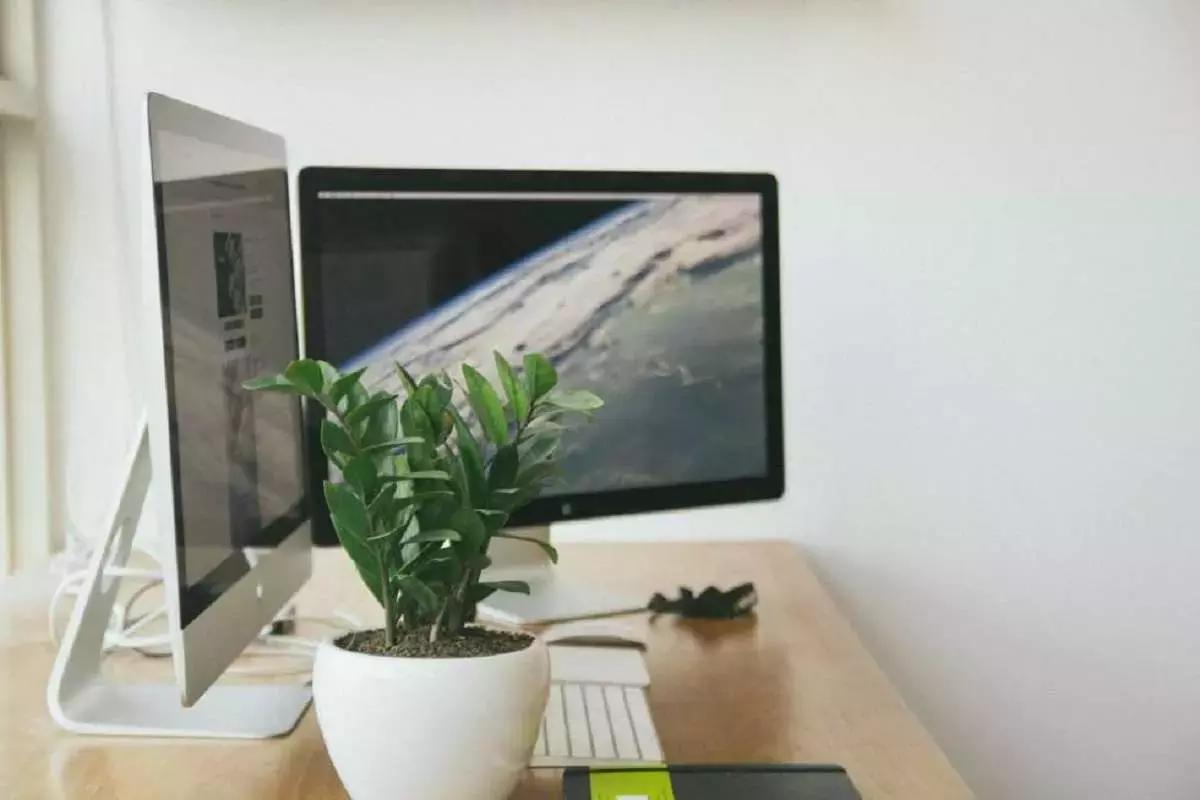Grazie a internet oggi nessuno più è esente dall'utilizzare la tecnologia piùall'avanguardia.