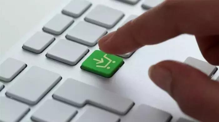 La navigazione in internet richiede l'installazione di antivirus e firewall, perché non farti spiegare tutto questo durante le lezioni?