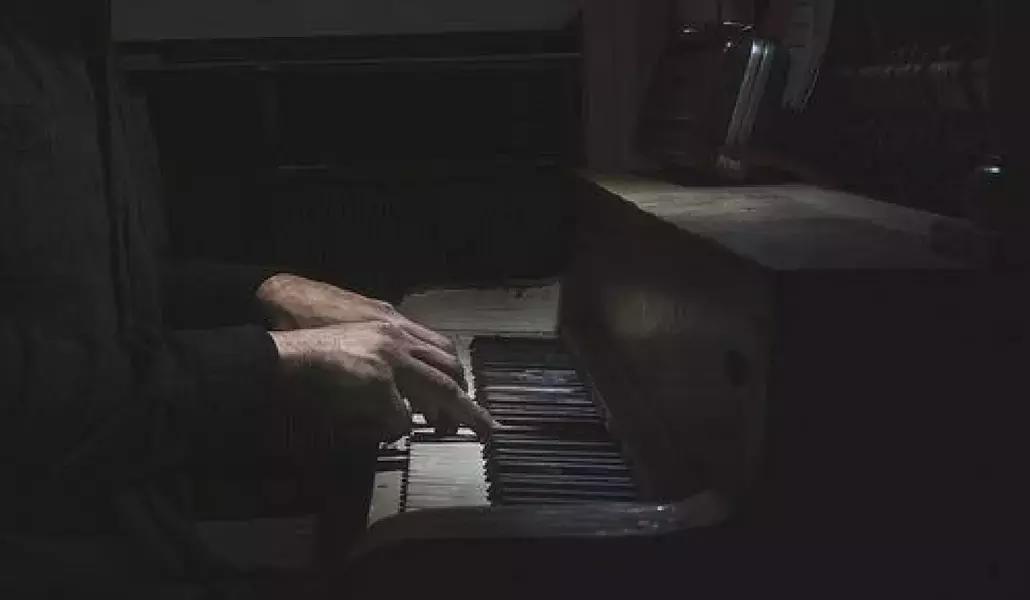 Scopri come puoi comporre un brano al pianoforte!