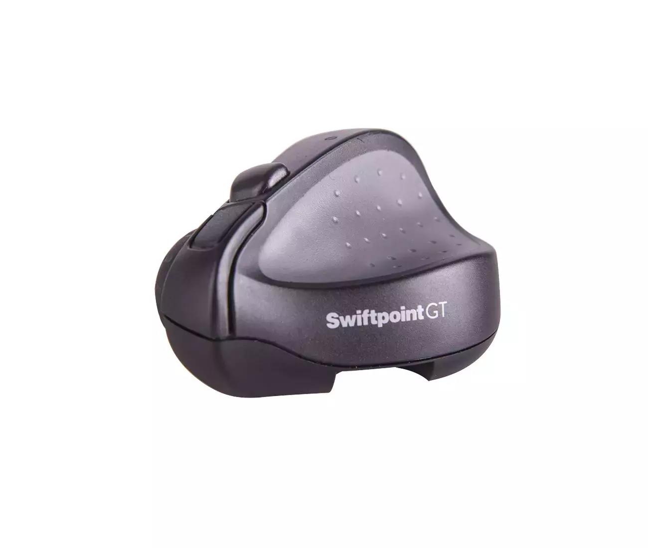 Anche la scelta di tastiera e mouse è cruciale: scegliere un modello ergonomico di mouse aiuta, ad esempio, a non avere tensioni a livello di avambraccio anche dopo diverse ore di lavoro.