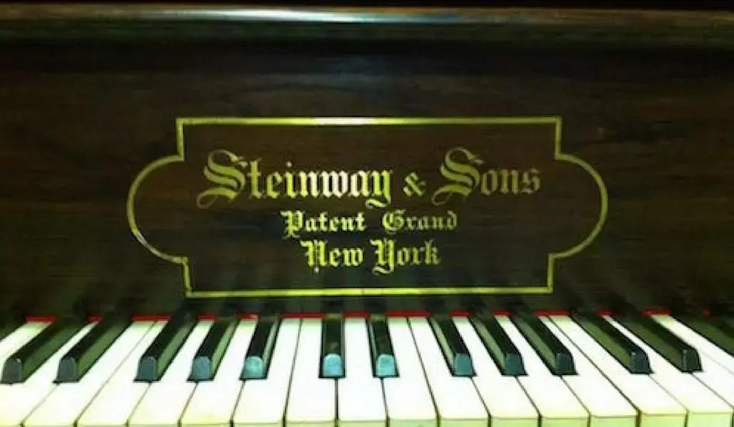 In tutto il mondo, il marchio Steinway è sinonimo di eccellenza!