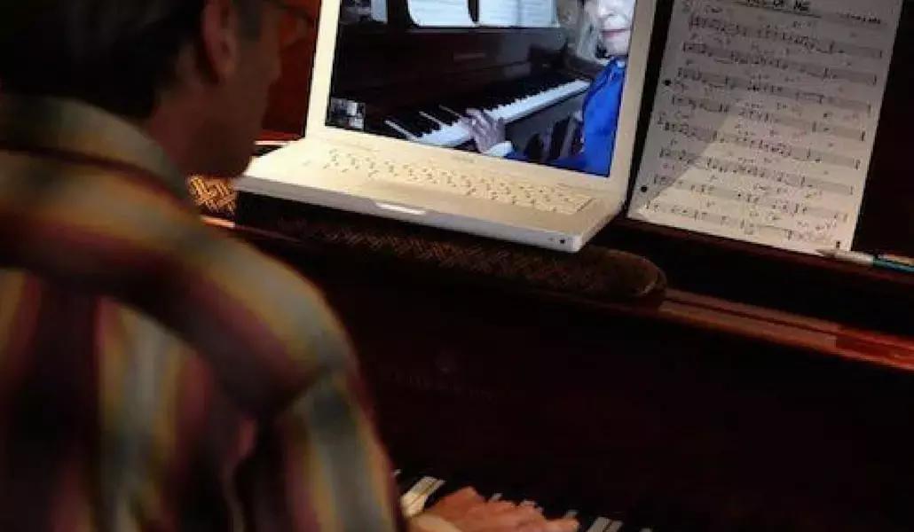 Le nuove tecnologie sono strumenti utili anche per gli insegnanti di pianoforte!