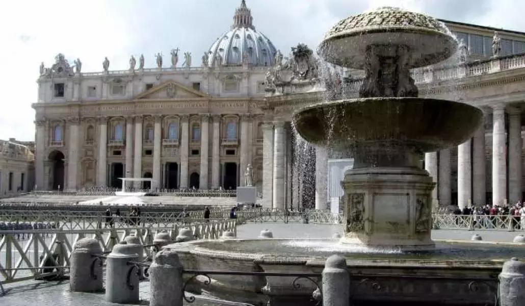Piazza San Pietro, il cuore cristiano del mondo!