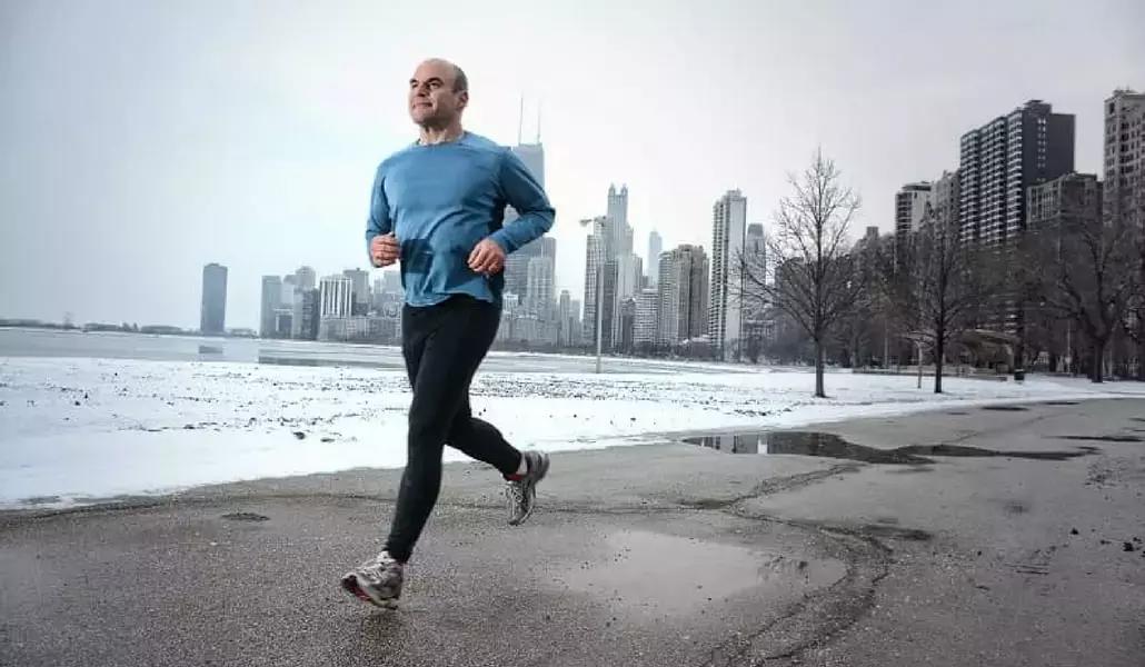 Le posizioni dello yoga sono un ottimo modo per completare la corsa!