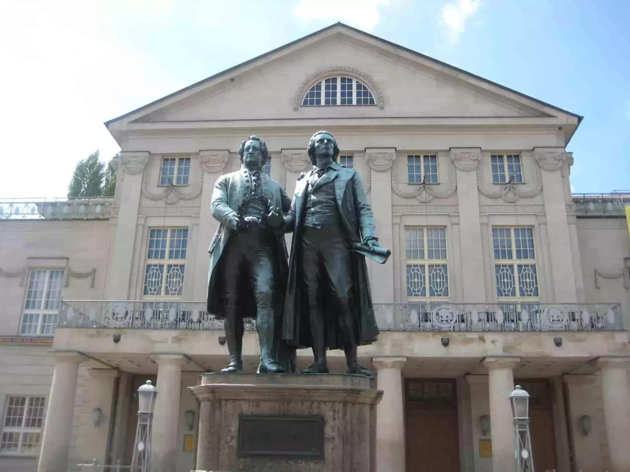 Se riesci a leggere Goethe e Schiller in lingua originale vuol dire che hai raggiunto un alto livello di conoscenza del tedesco.