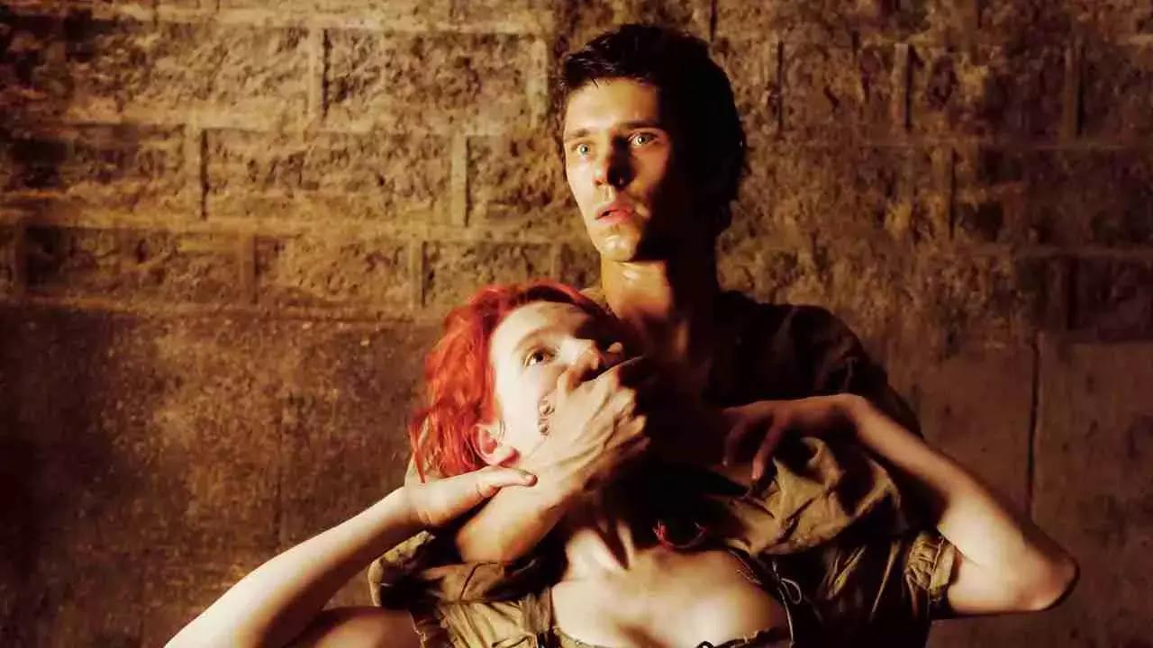 Nel film del 2006 Ben Whishaw interpreta il ruolo di Grenouile.