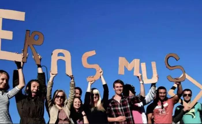 Grazie al programma Erasmus, gli studenti degli atenei italiani hanno la possibilità di accedere a un periodo di studi direttamente in Germania.