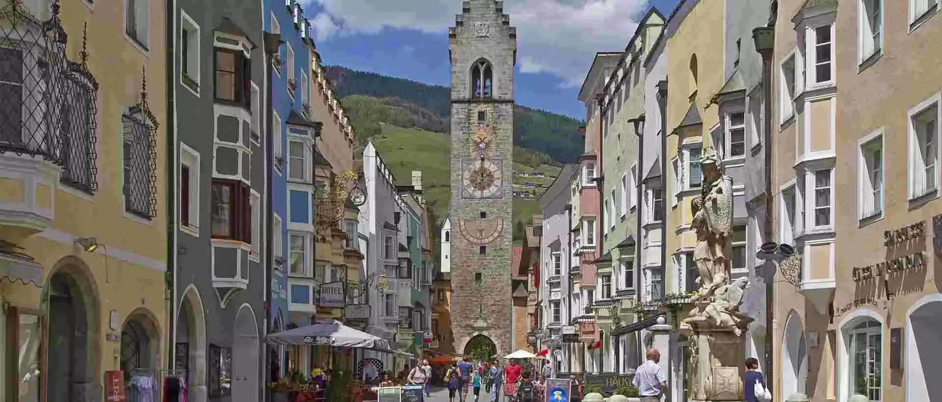 La vicinanza tra le due popolazioni gioca un fattore estremamente importante in questa scelta.