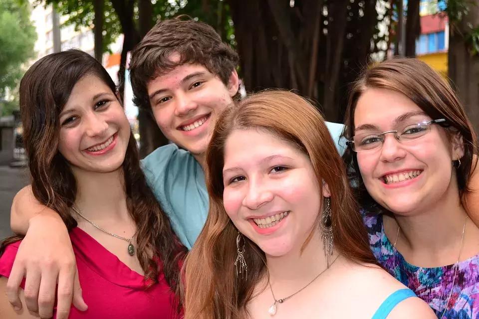 Uno dei modi migliori per imparare il tedesco è conversare con i tuoi amici di lingua tedesca.