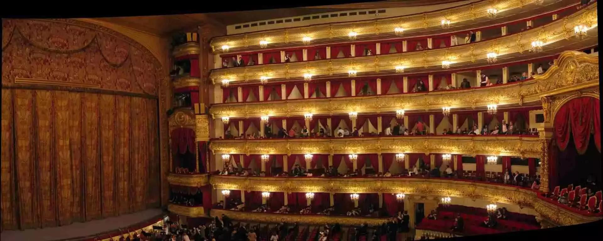 Se parti per la Russia, scoprirai un Paese immenso con un’immensa ricchezza culturale e sociale, politica e religiosa.