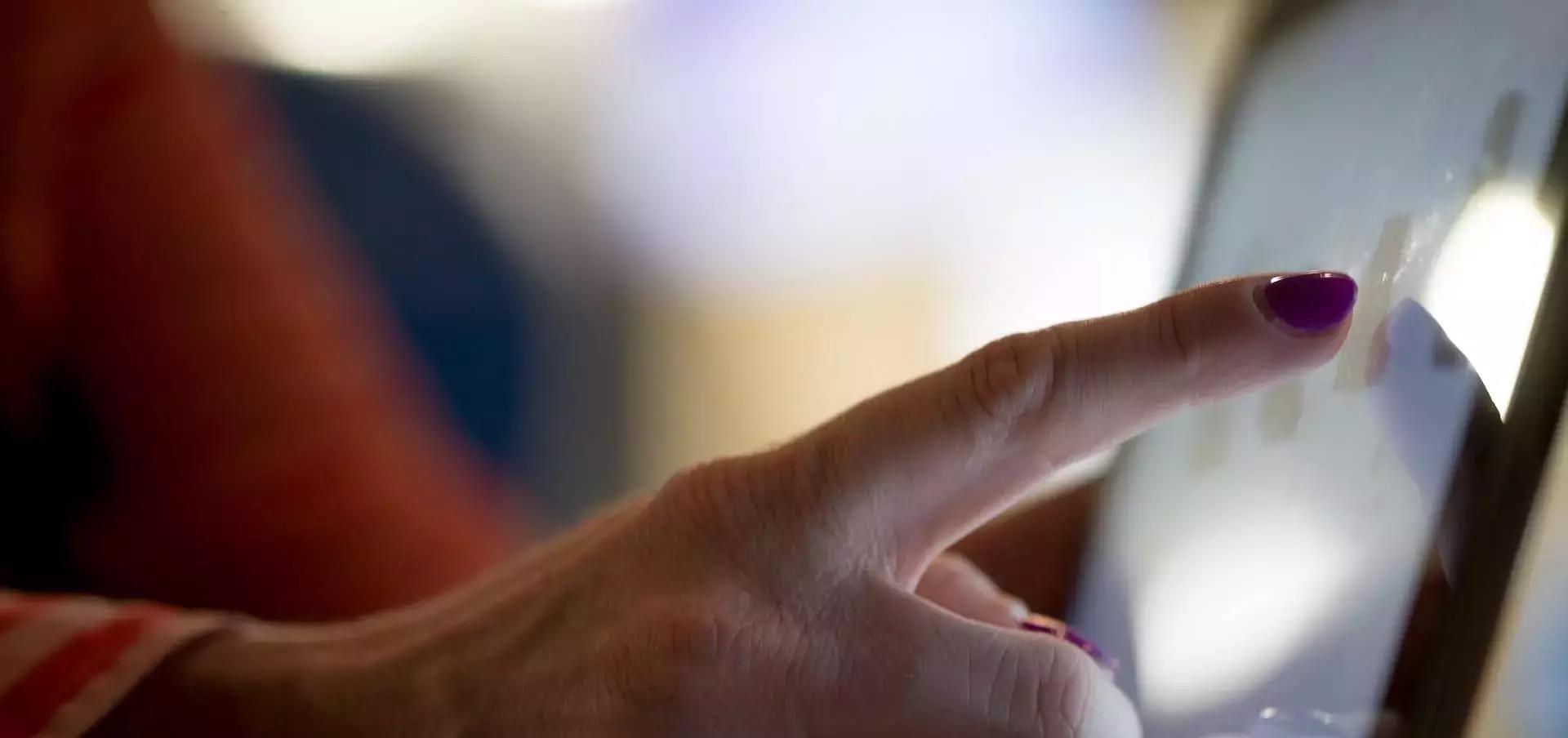 Le app per il tablet ti permettono di imparare e perfezionare il tedesco con esercizi divertenti, vocaboli nuovi, dialoghi accattivanti senza darti l'impressione di studiare davvero la lingua.