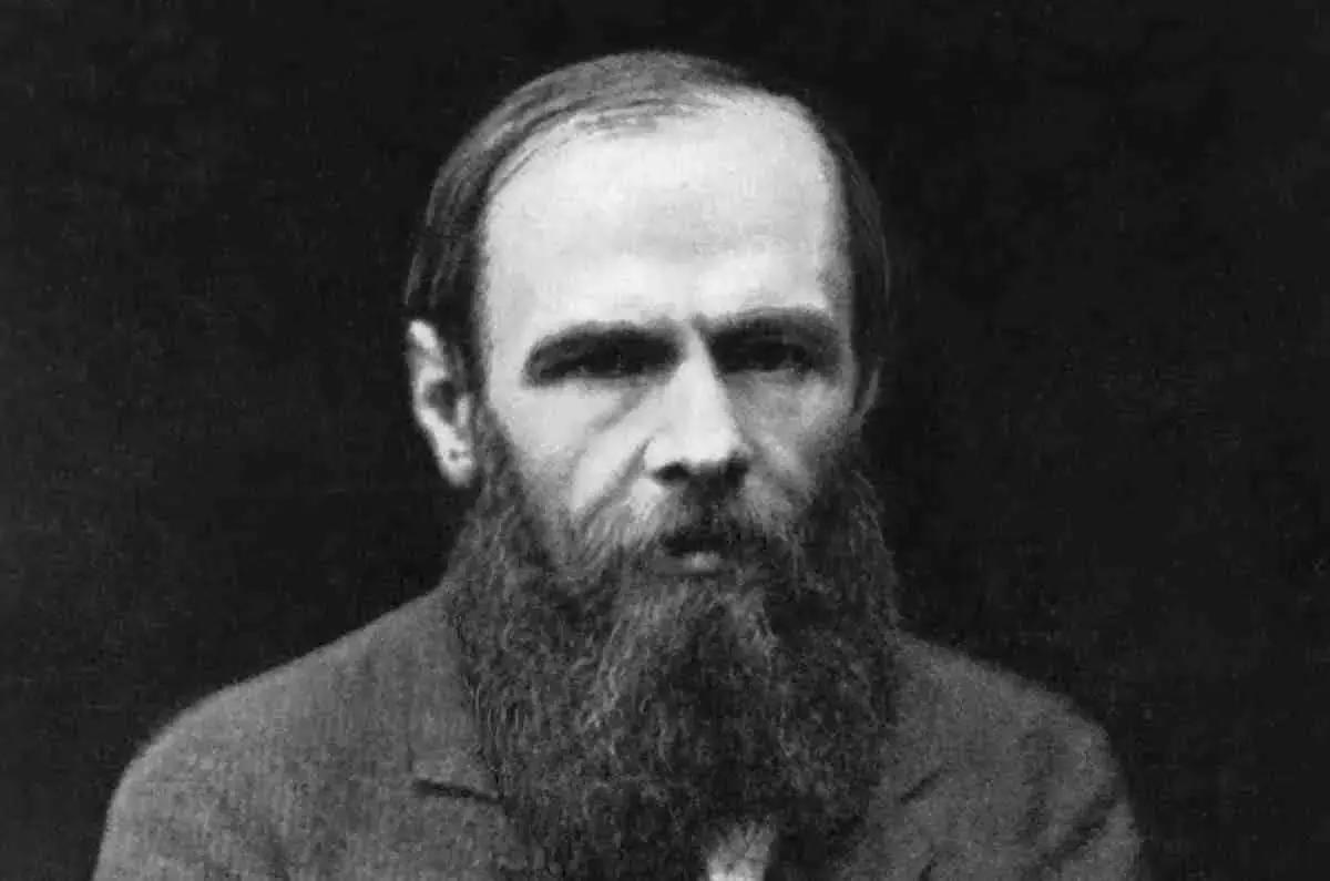 Tra gli altri suoi romanzi, si possono ricordare I fratelli Karamazov, Delitto e Castigo, Le notti bianche. Ma ve ne sono molti altri, ovviamente.