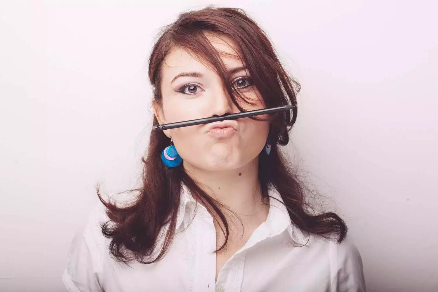 Il professore è uno degli elementi principali nell'apprendimento della lingua. Bastano alcuni accorgimenti per trovare l'insegnante più adatto alle proprie esigenze.