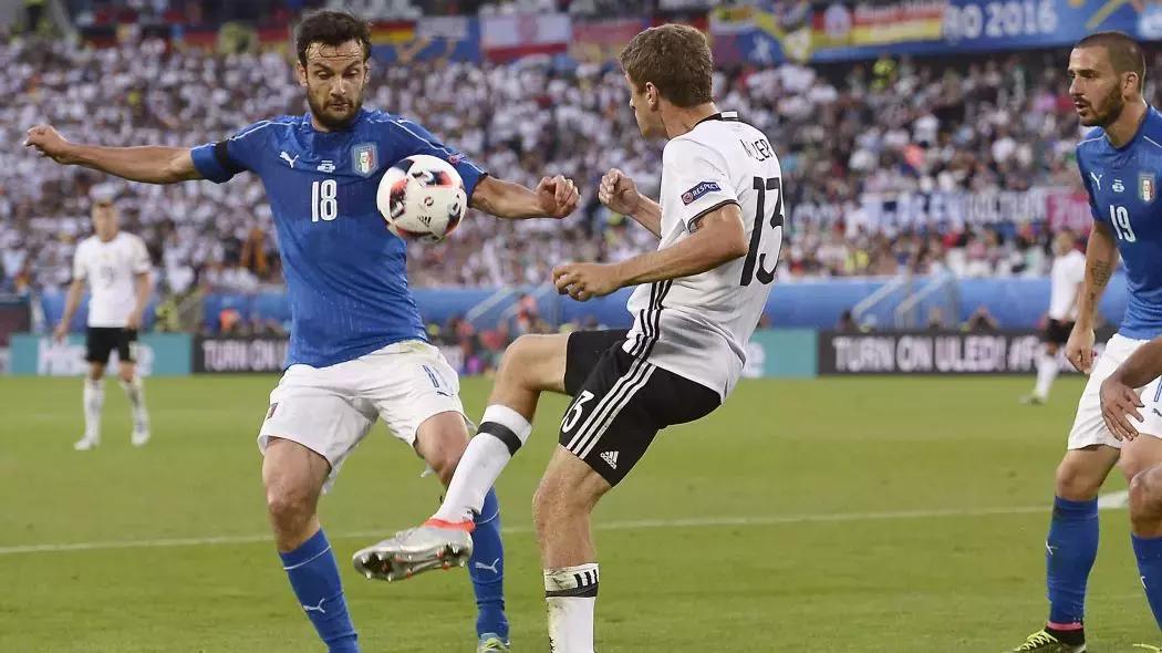 Italia e Germania non sono sempre grandi amiche, ma lo sono sicuramente quando si parla di partnership economiche e commerciali. In quel caso, si persegue lo stesso identico obiettivo... al contrario che nel calcio.