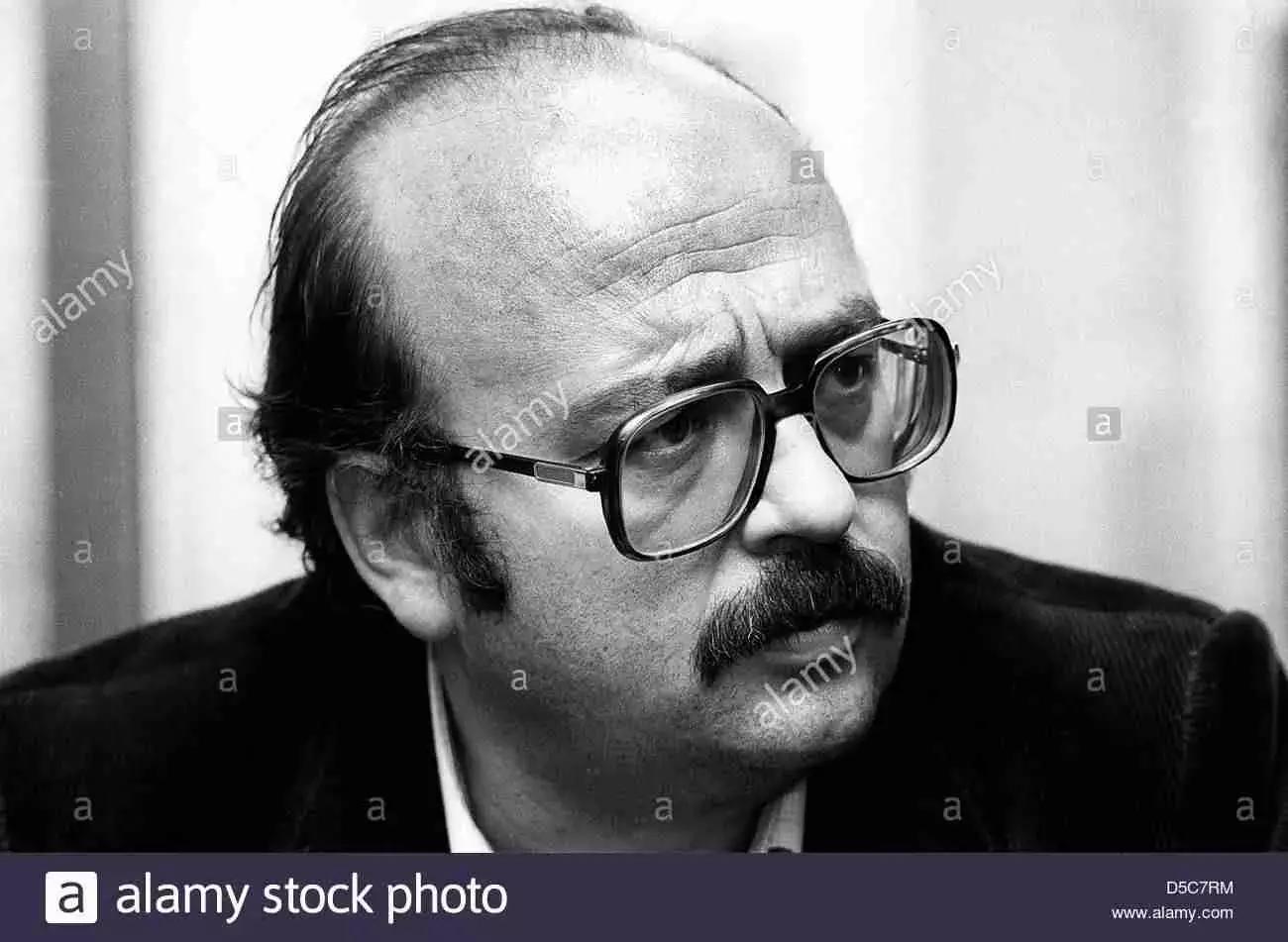 Lo stesso Camilleri, per dare il nome al famoso Commissario di Polizia di Vigata potrebbe essersi ispirato a lui.
