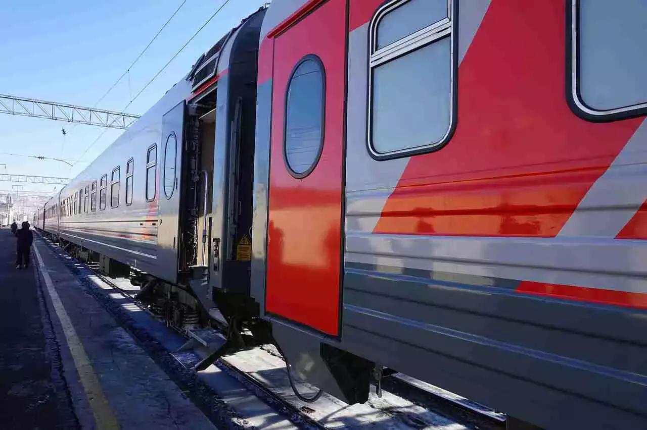 Una settimana di treno, ininterrotto: da Mosca a Vladivostok nell’estremo sud est della Russia.